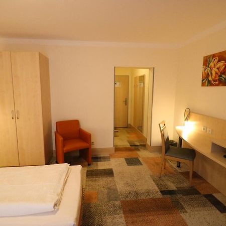 Petul Apart Hotel Ernestine Essen Eksteriør billede